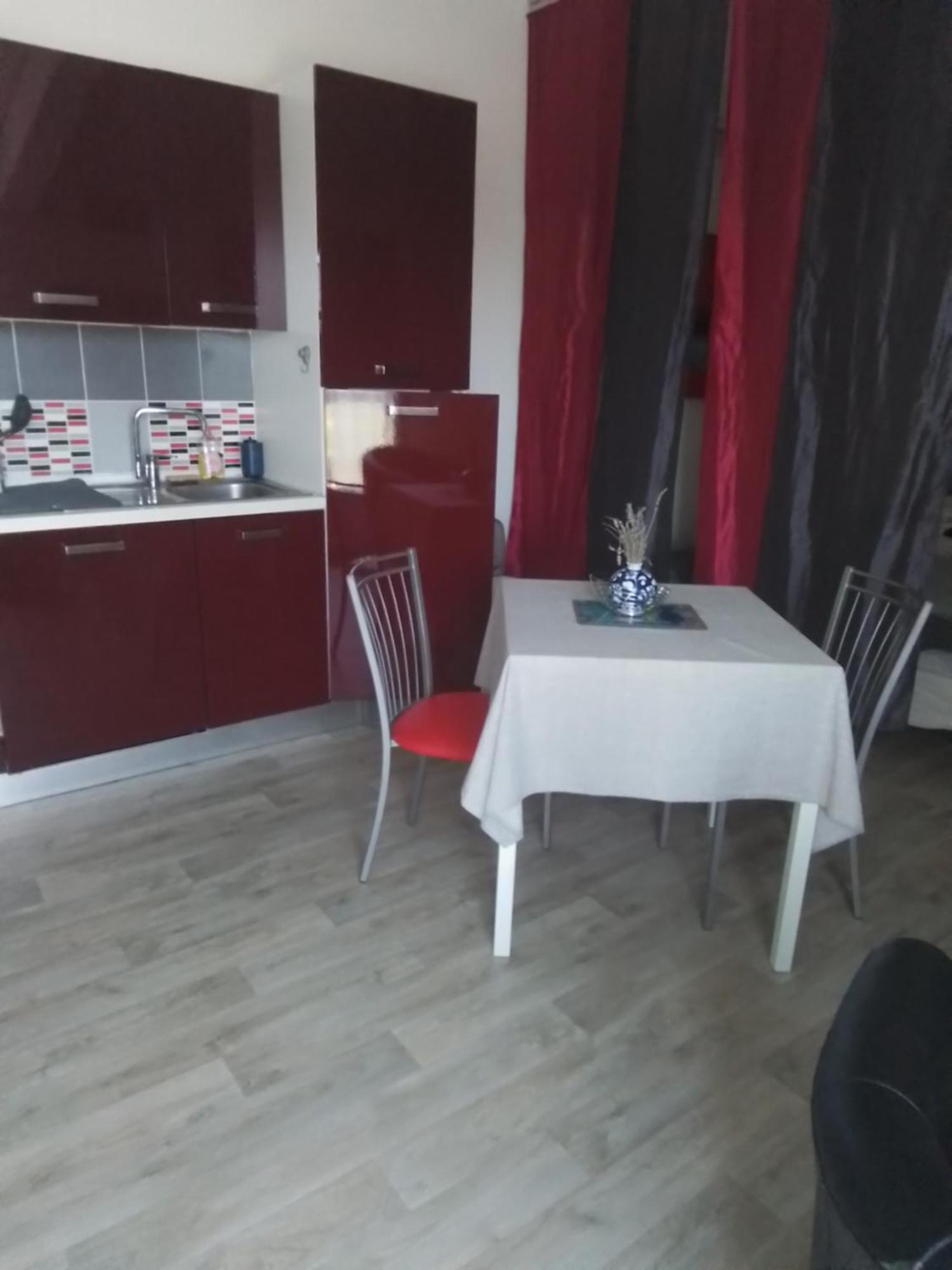Tiny House Independante Climatisee Moules ภายนอก รูปภาพ